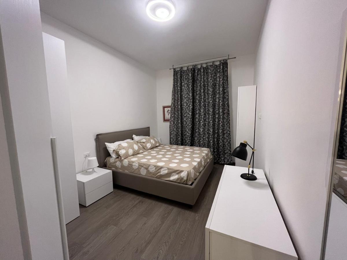 Elena'S Apartment Milan Bagian luar foto